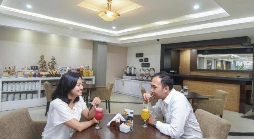 Grage Jogja Hotel Jogyakarta Zewnętrze zdjęcie